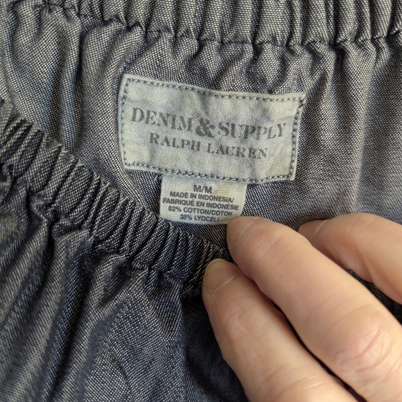 Women's Ruffled Off-Shoulder Top - Denin - Picture 3 of 4